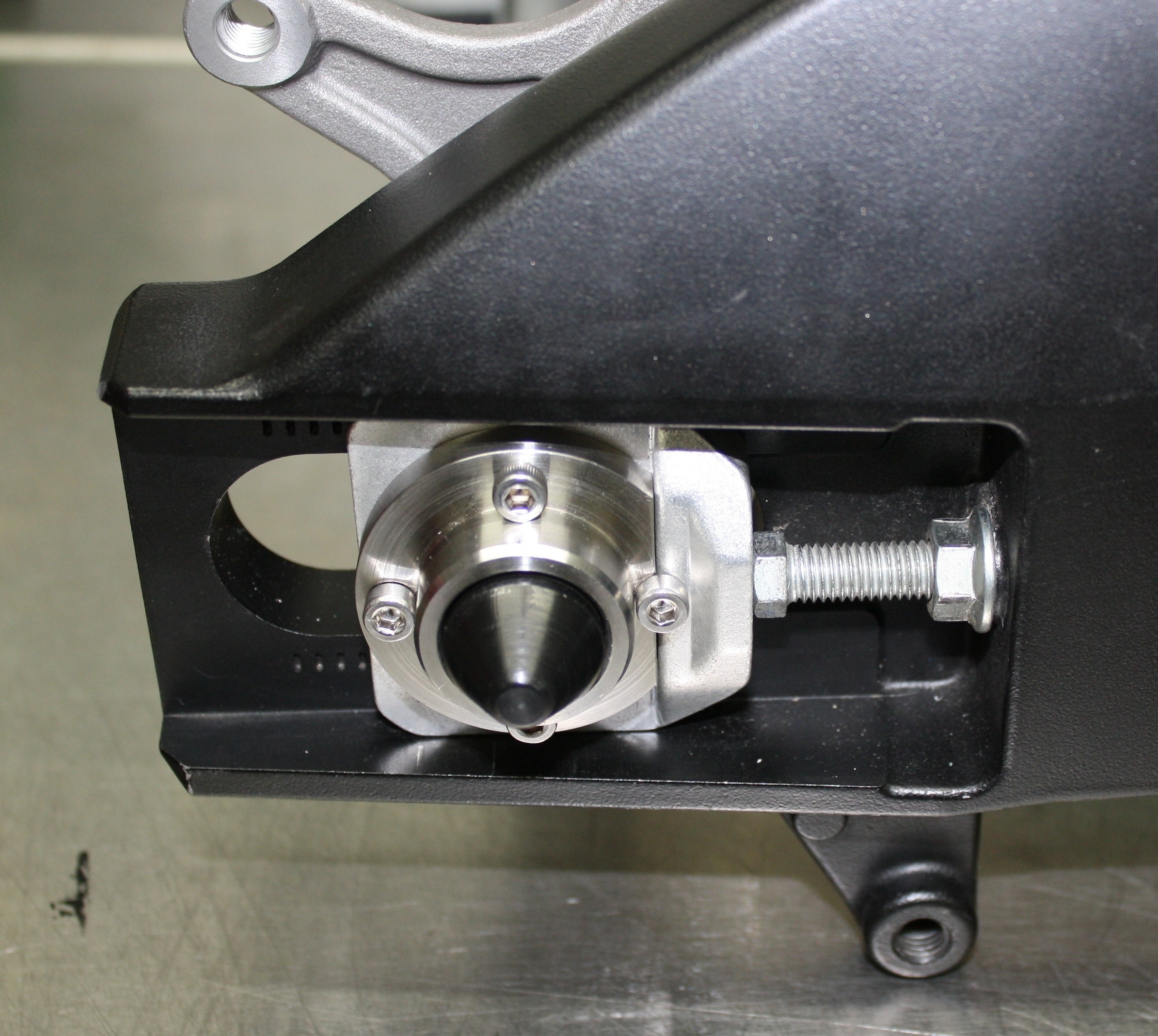 Fast Frank Racing 11-18 Suzuki GSX-R 600 / 750 Rear Axle Quick